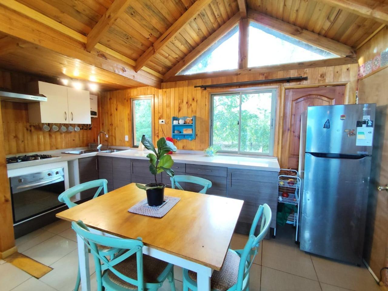 Cabanas Ayalen Con Vista Al Lago 푸콘 객실 사진